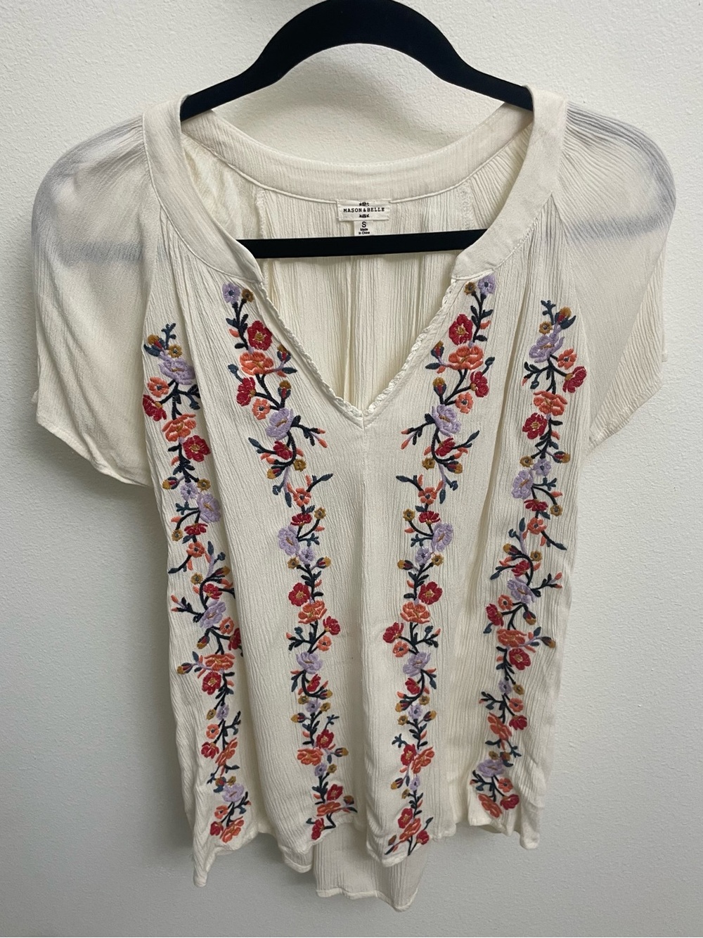 Mason & Belle Cream Floral Embroidered V-Neck Short Sleeve Top